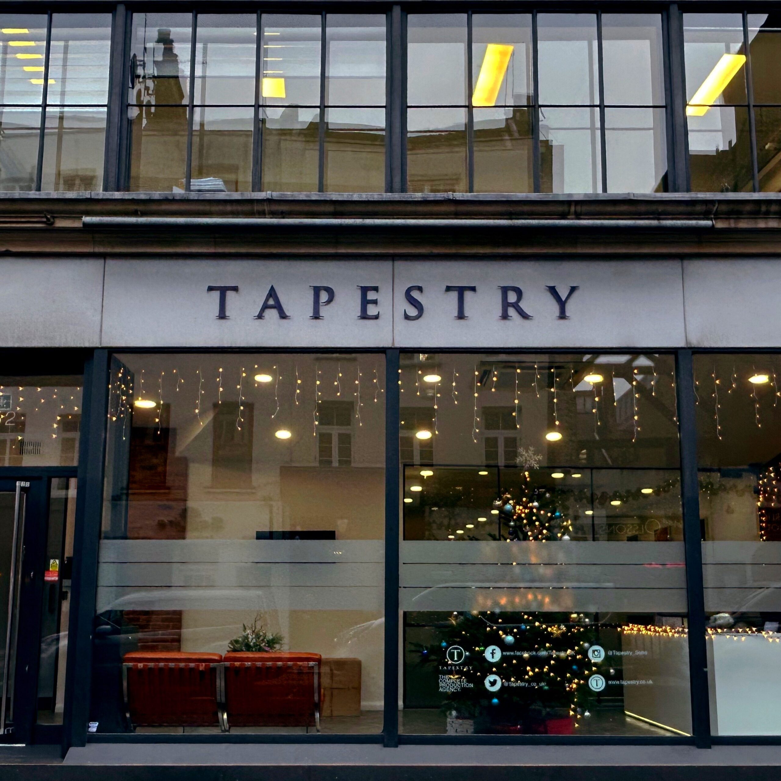 Tapestry-soho-frith-street-central-london-production-agency-house-photography-retouching-christmas-winter-festive-decorations-office-tree-lights-takealook-countdown-20moresleepstogo
